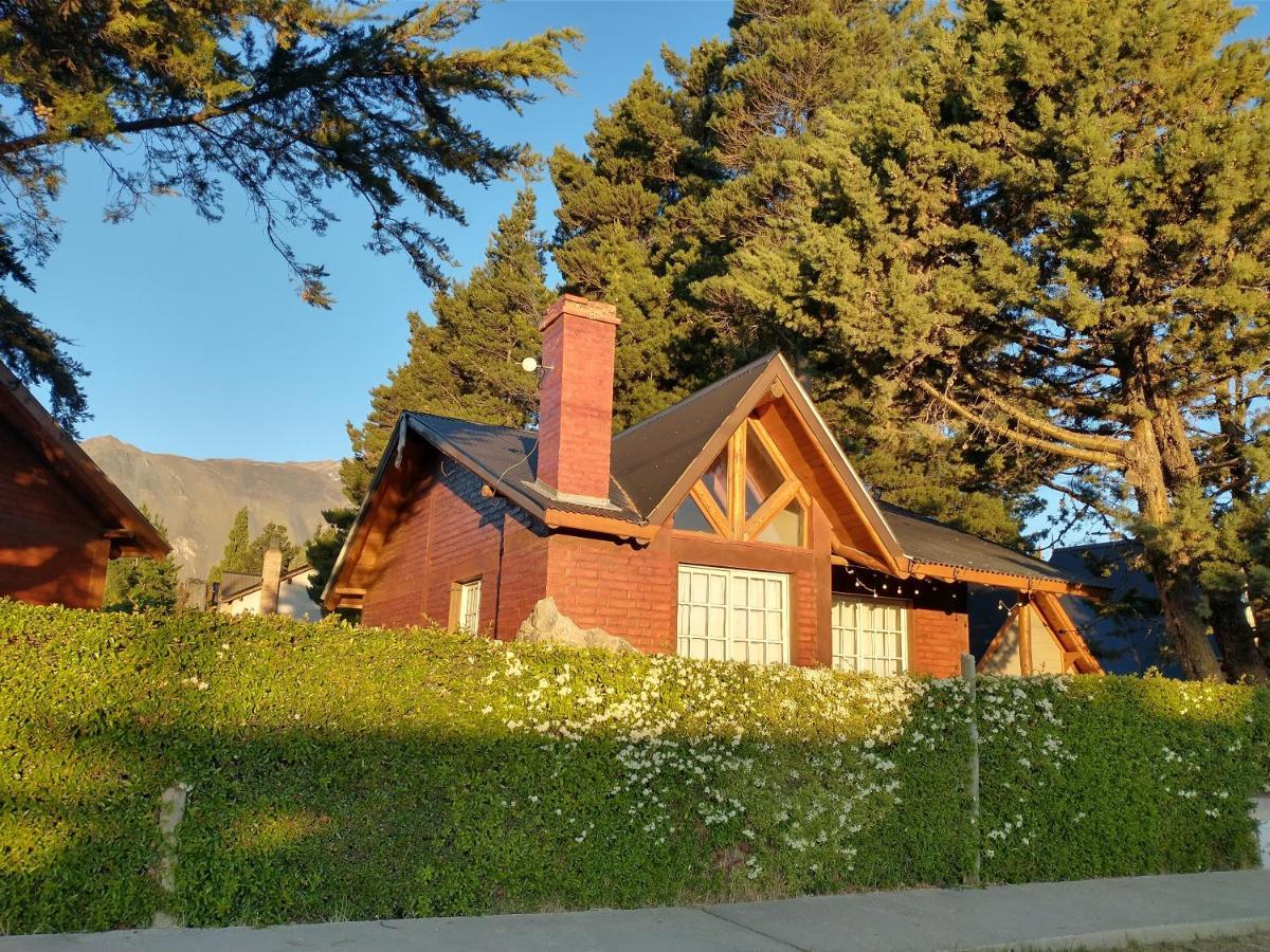 Cabanas Pyracantha Esquel Kültér fotó
