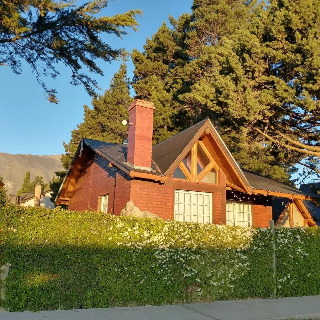 Cabanas Pyracantha Esquel Kültér fotó